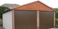 Garage 18ft x 18ft 5in (Click to view)